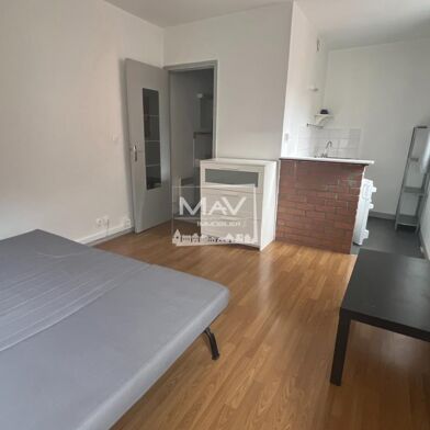Appartement 1 pièces 470 €