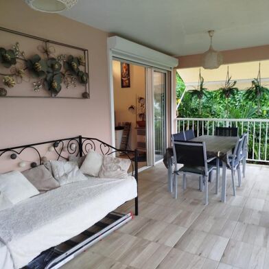 Maison 5 pièces 1498 €