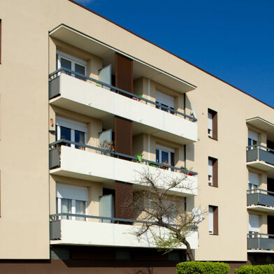 Appartement 3 pièces 607 €