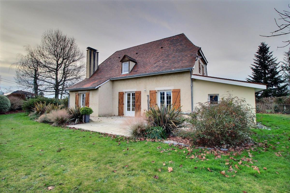 Villa / Maison  T5 à vendre Sedzère 64160