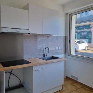 Appartement 4 pièces 960 €