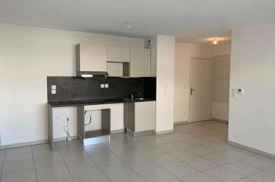 Appartement 3 pièces 800 €