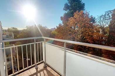 Appartement 3 pièces 860 €