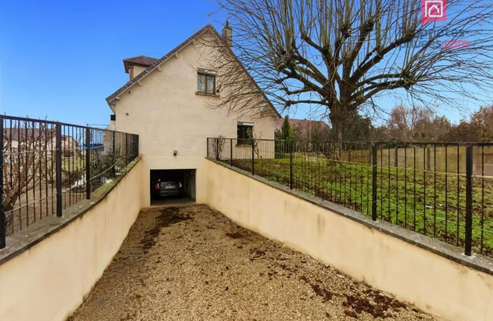 Maison Maizieres La Grande Paroisse 5 pièces 151 m2 sous-sol total, piscine couverte — photo 2
