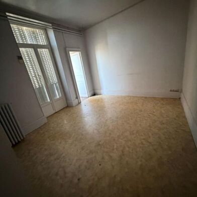 Appartement 4 pièces 99000 €