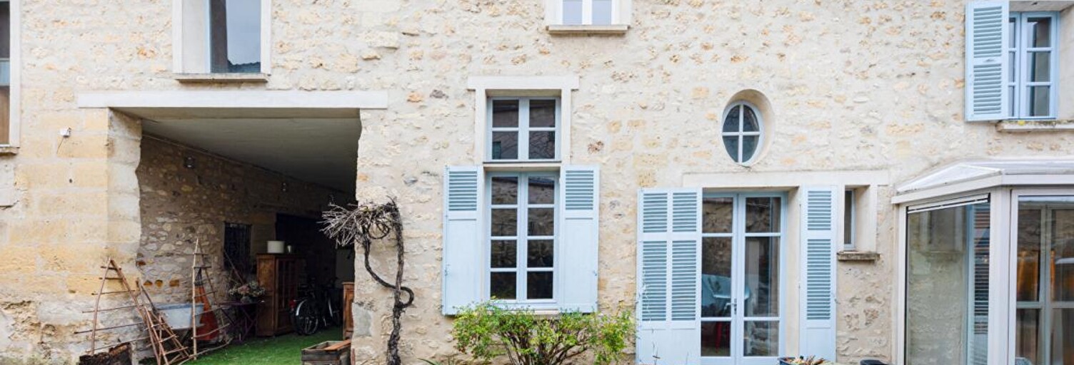 Maison 8 Pièces 262 m² à vendre à Jouy-le-Moutier (95280)