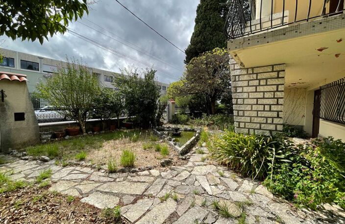 Alès quartier Clavières Exclusivité maison en pierres 6 pièces  sur 2 niveaux de 133 m2 sur terrain 501 m2 — photo 3