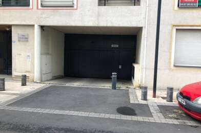 Garage  23000 €