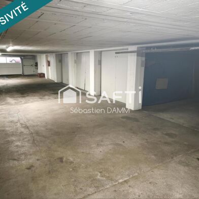 Garage  9800 €