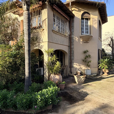 Maison 7 pièces 842000 €