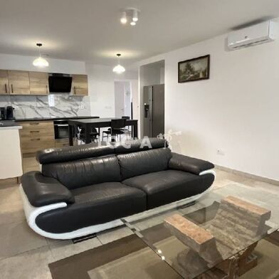 Appartement 3 pièces 1100 €