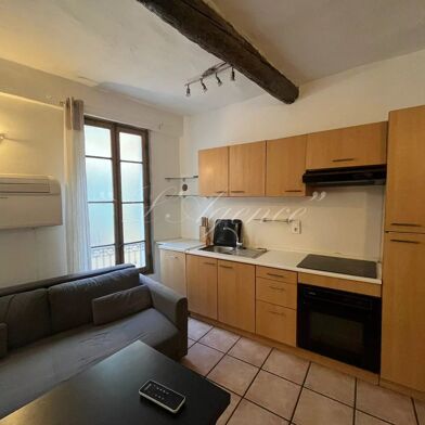 Appartement 2 pièces 712 €
