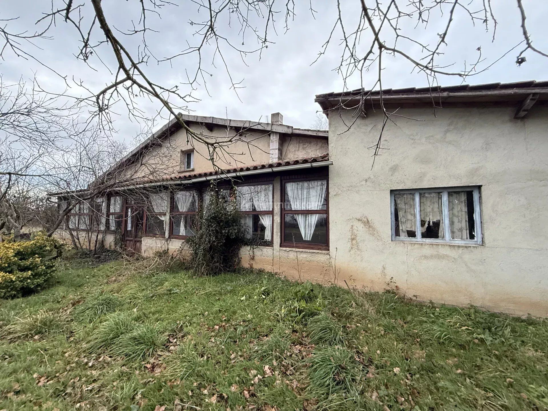 Maison 4 pièces 80 m² · à Sainte-Gemme · 80 m² · 85 000 €
