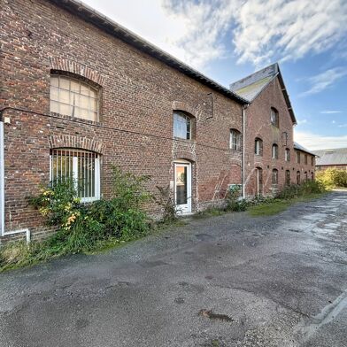 Bureau 8 pièces 107500 €