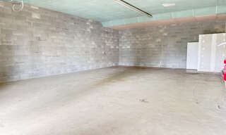 Commerce  130 m² à louer à Bourg-en-Bresse (01000)