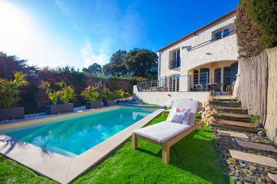 Maison 7 pièces 899000 €