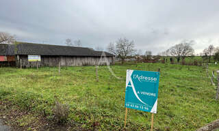 Terrain  1290 m² à vendre à La Roche-Neuville (53200)