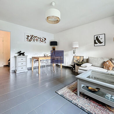 Appartement 4 pièces 325000 €