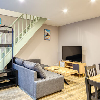 Appartement 4 pièces 1300 €