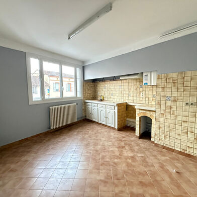 Appartement 4 pièces 770 €