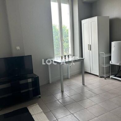 Appartement 1 pièces 590 €
