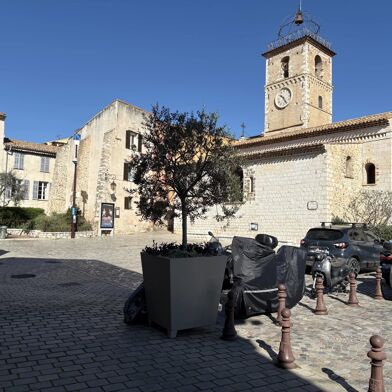 Appartement 2 pièces 890 €