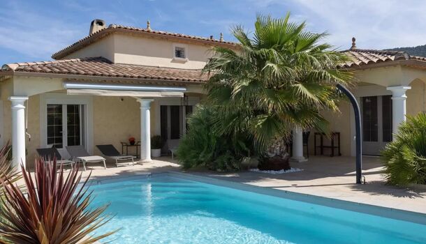 Villa / Maison 6 pièces  à vendre Aups 83630