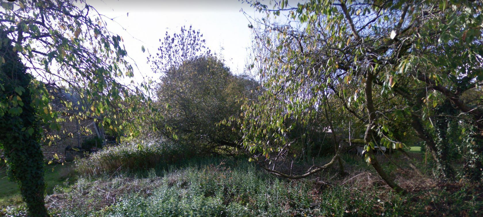 Terrain à bâtir de 307 m² à LA CELLE-LES-BORDES (78)