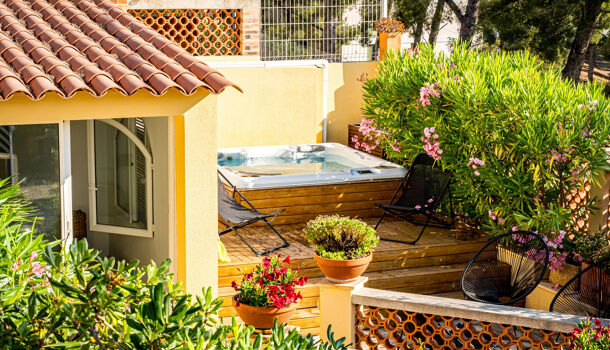 Villa / Maison 4 pièces  à louer Cassis 13260