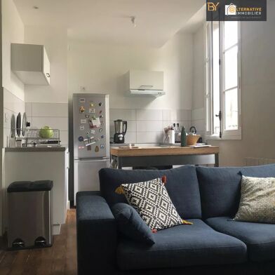 Appartement 3 pièces 700 €