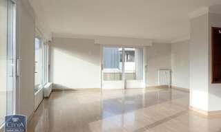 Appartement 6 Pièces 155 m² à louer à Chambéry (73000)