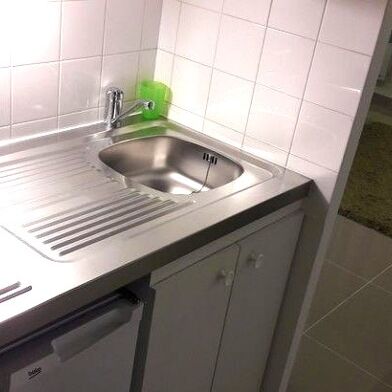 Appartement 1 pièces 900 €