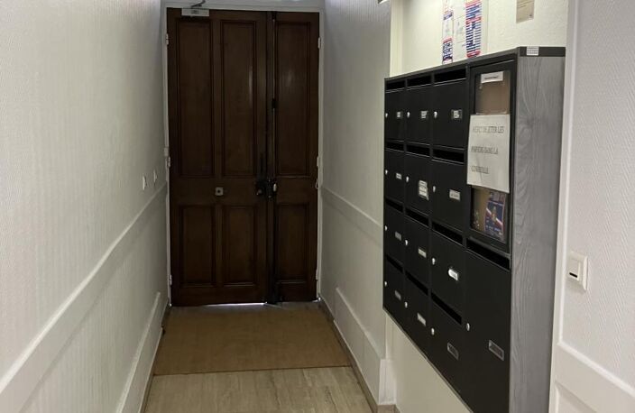 Vente immeuble   Paris 6 (75006) — photo 2