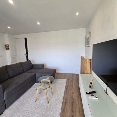 Appartement 2 pièces 1300 €