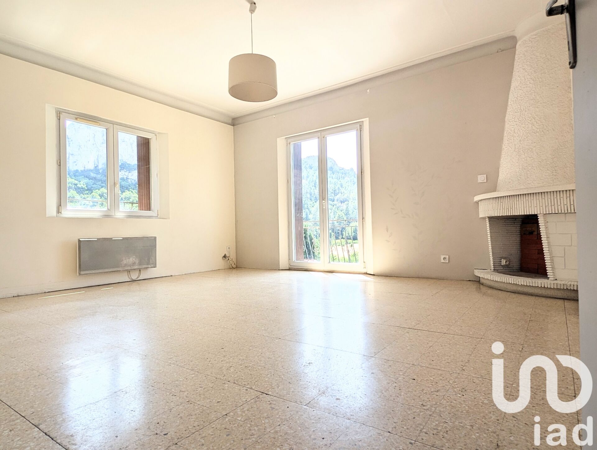 Vente Appartement 4 pièces - Photo 2