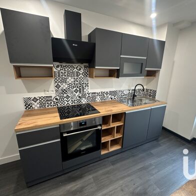 Immeuble  329000 €