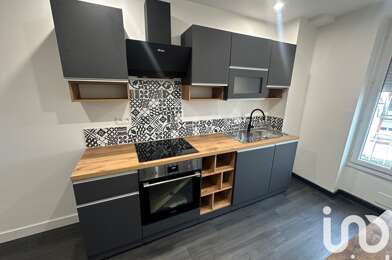 Immeuble  329000 €