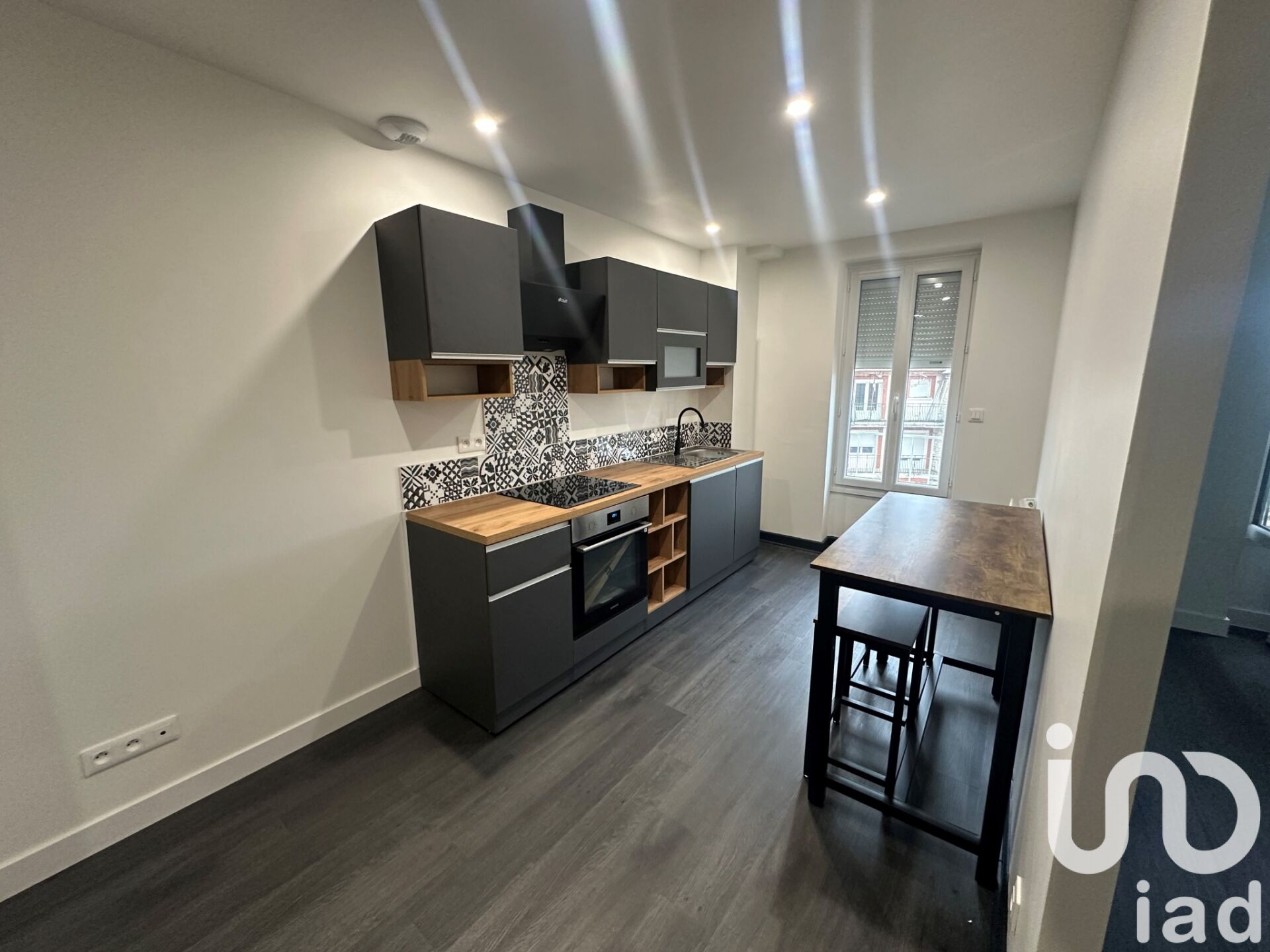 Vente Immeuble 160 m² - Photo 2