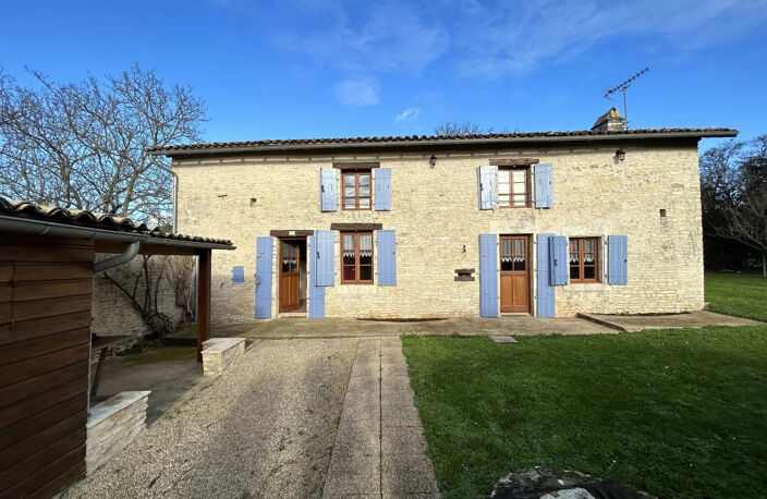 à 2km de Couhé maison en pierre de type 4 — photo 3