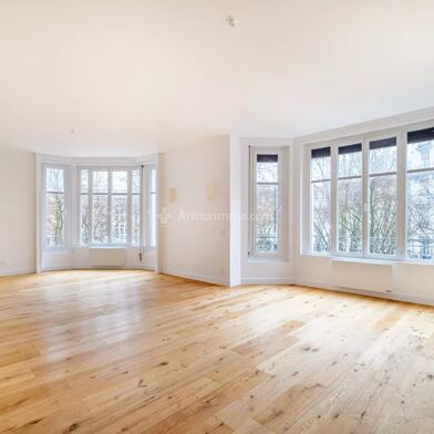 Appartement 4 pièces 749000 €