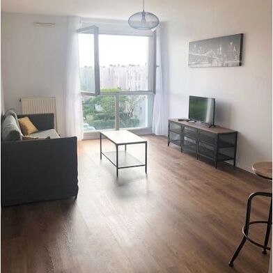 Appartement 2 pièces 782 €