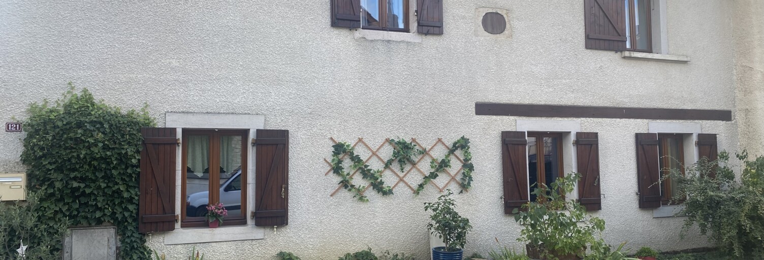 Maison 4 Pièces 97 m² à vendre à Corgoloin (21700)