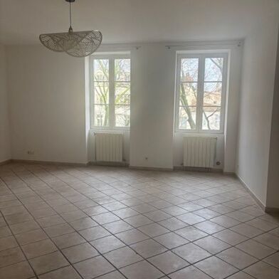 Appartement 3 pièces 699 €