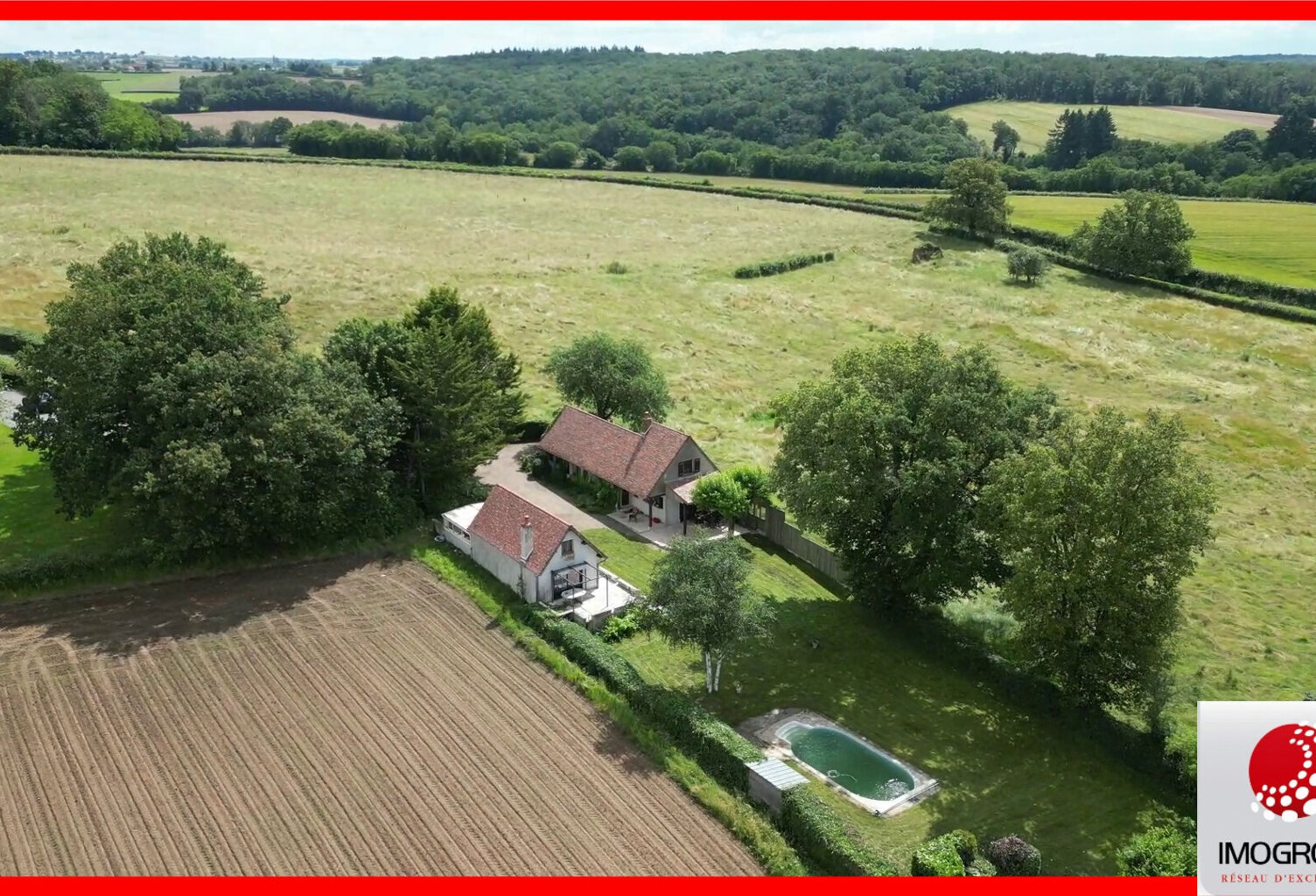 ENSEMBLE 2 MAISONS PERRIGNY SUR LOIRE 7 pièce(s) 150 m2 — photo 1