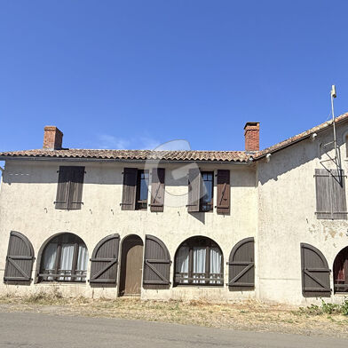 Maison 7 pièces 97050 €