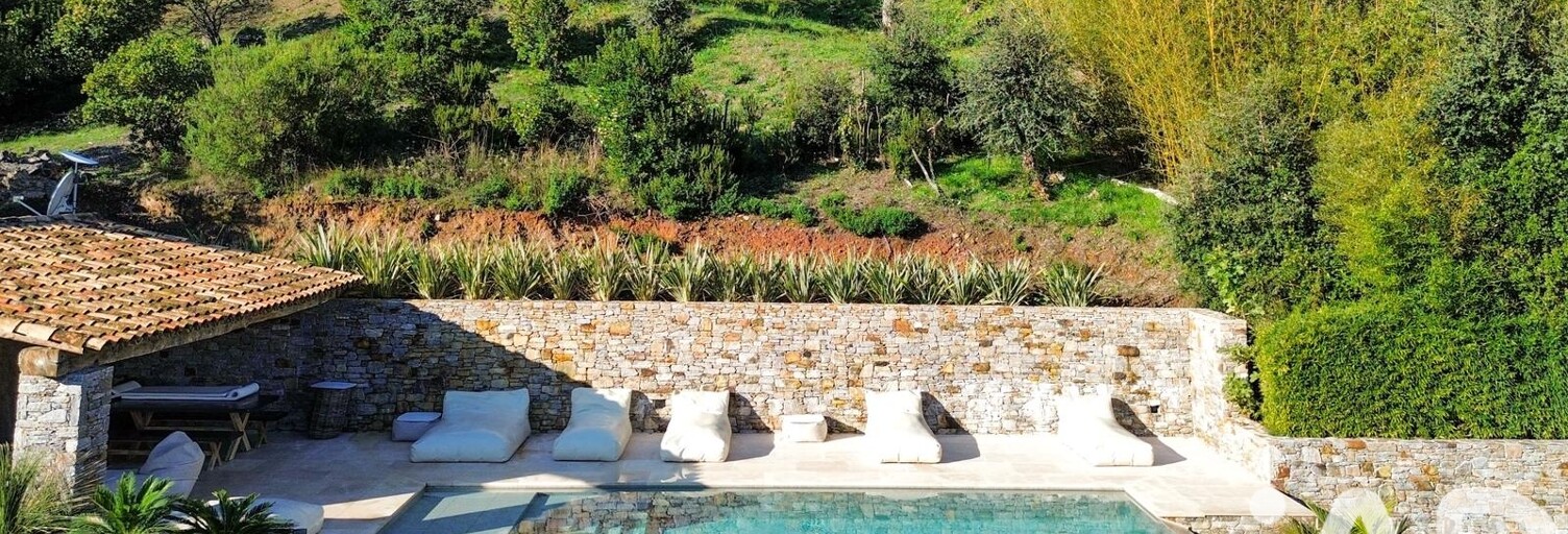 Maison 5 Pièces 245 m² à vendre à La Môle (83310)