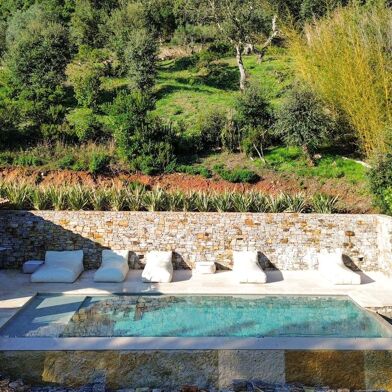 Maison 5 pièces 3150000 €