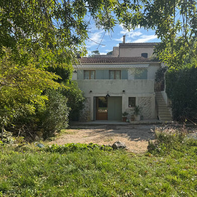 Maison 5 pièces 2000 €