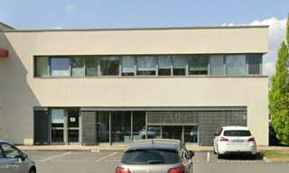Bureau  133 m² à louer à Limas (69400)