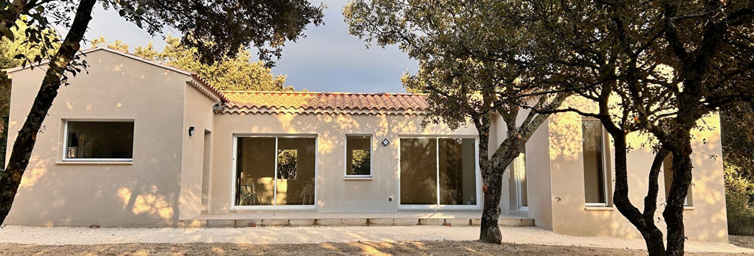 Maison 5 Pièces 115 m² à louer à Saint-Restitut (26130)